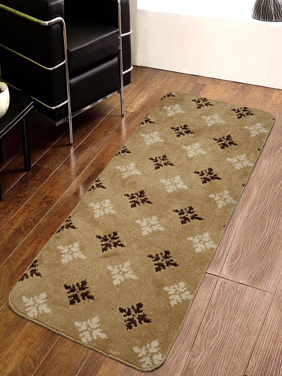 

Saral Home Beige & Brown Ethnic Motifs Antiskid Floor Runner