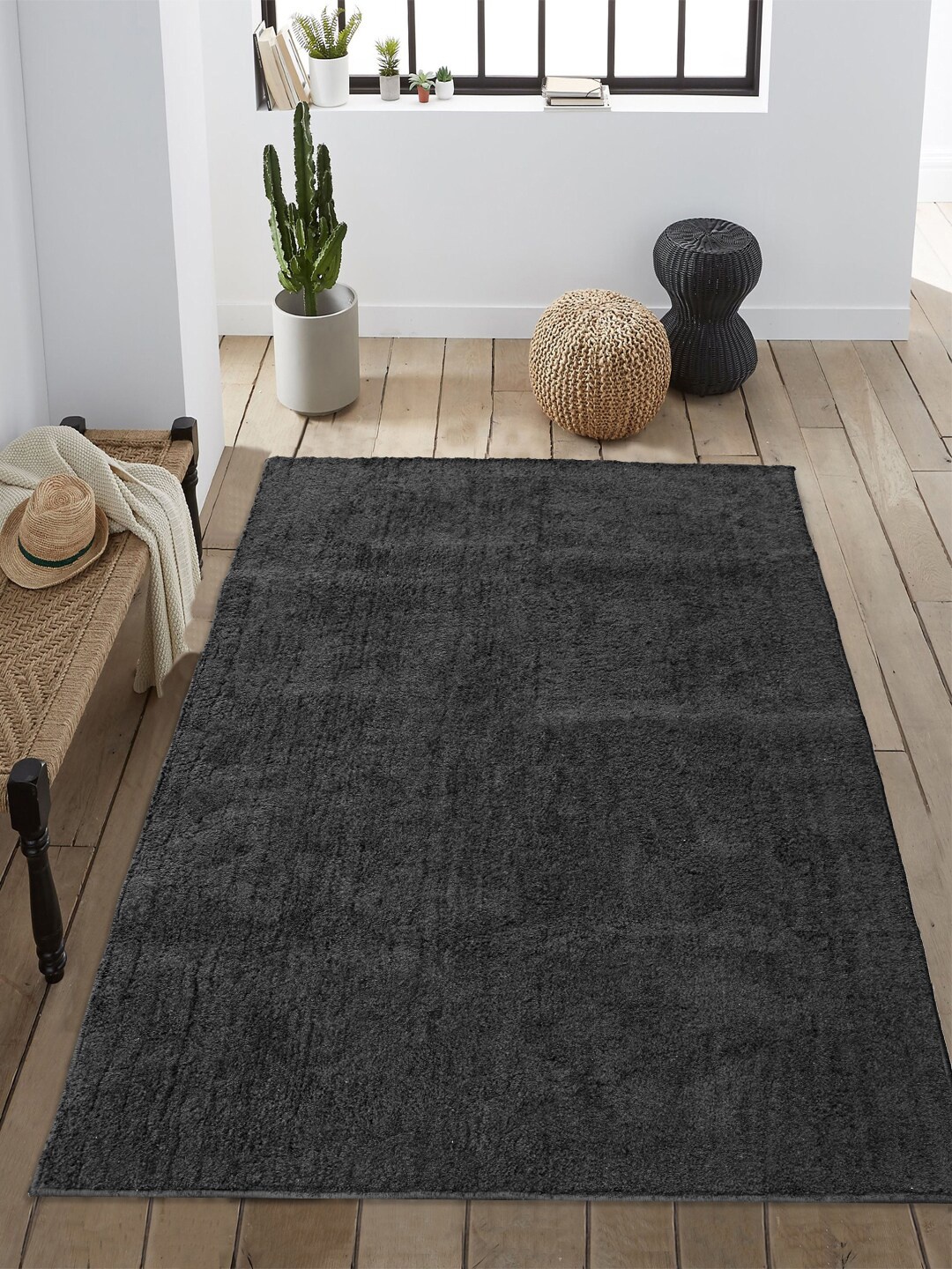 

Saral Home Grey Solid Anti-Skid Carpet