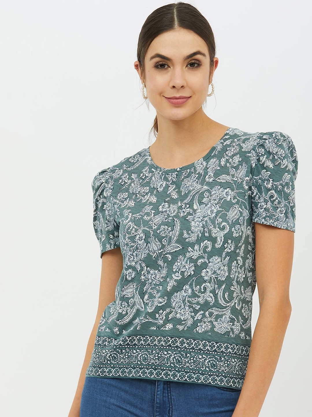 

Harpa Women Green Printed Round Neck T-shirt