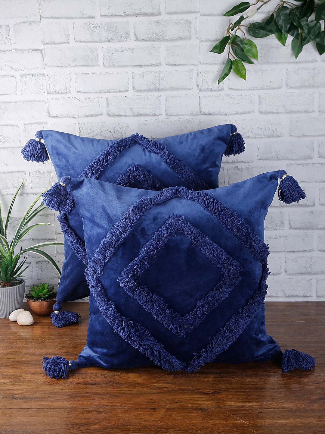 

eyda Set of 2 Blue Textured Square Velvet Sustainable Cushion Covers