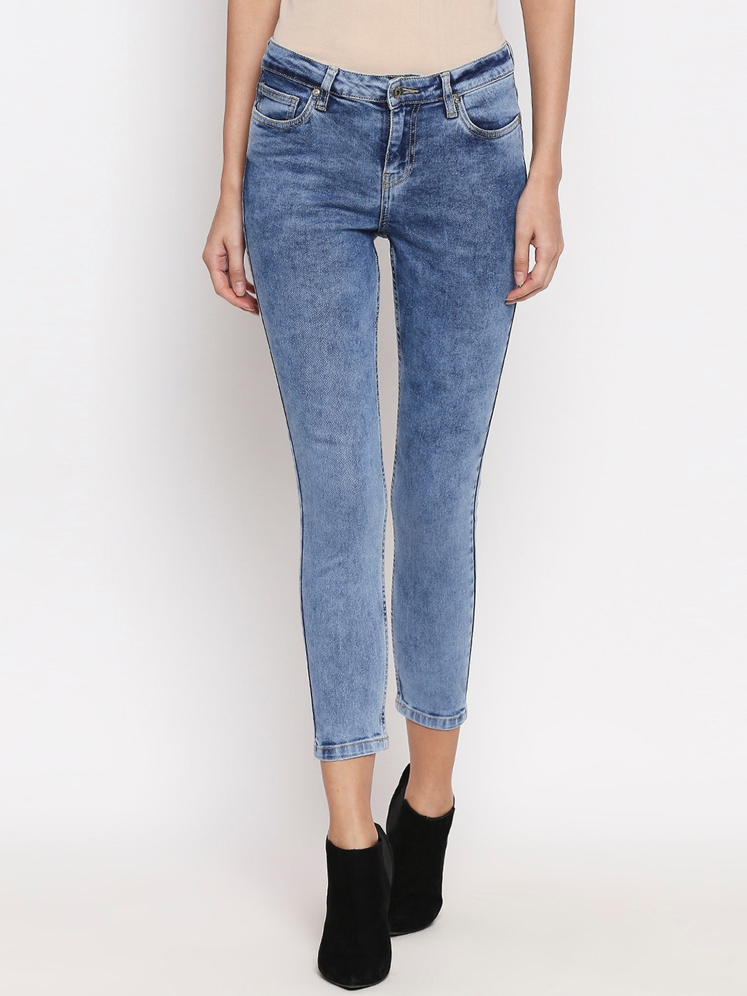 

People Women Blue Skinny Fit Mid-Rise Clean Look Jeans