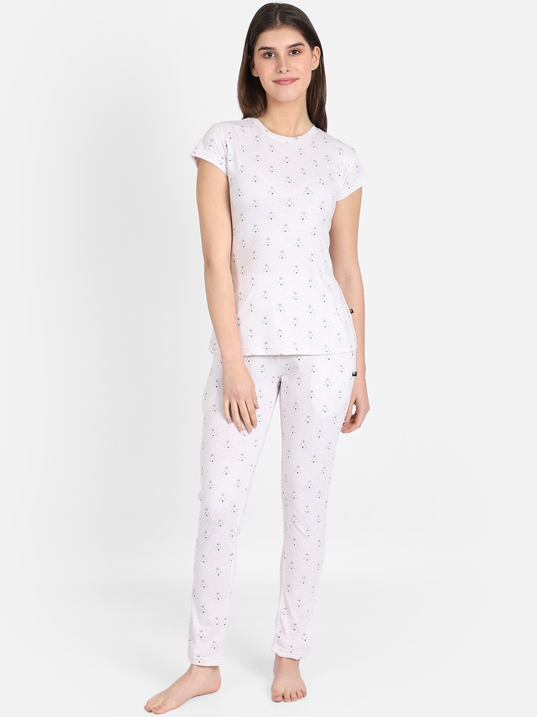 

PROTEENS Women Off White Printed Night Suits