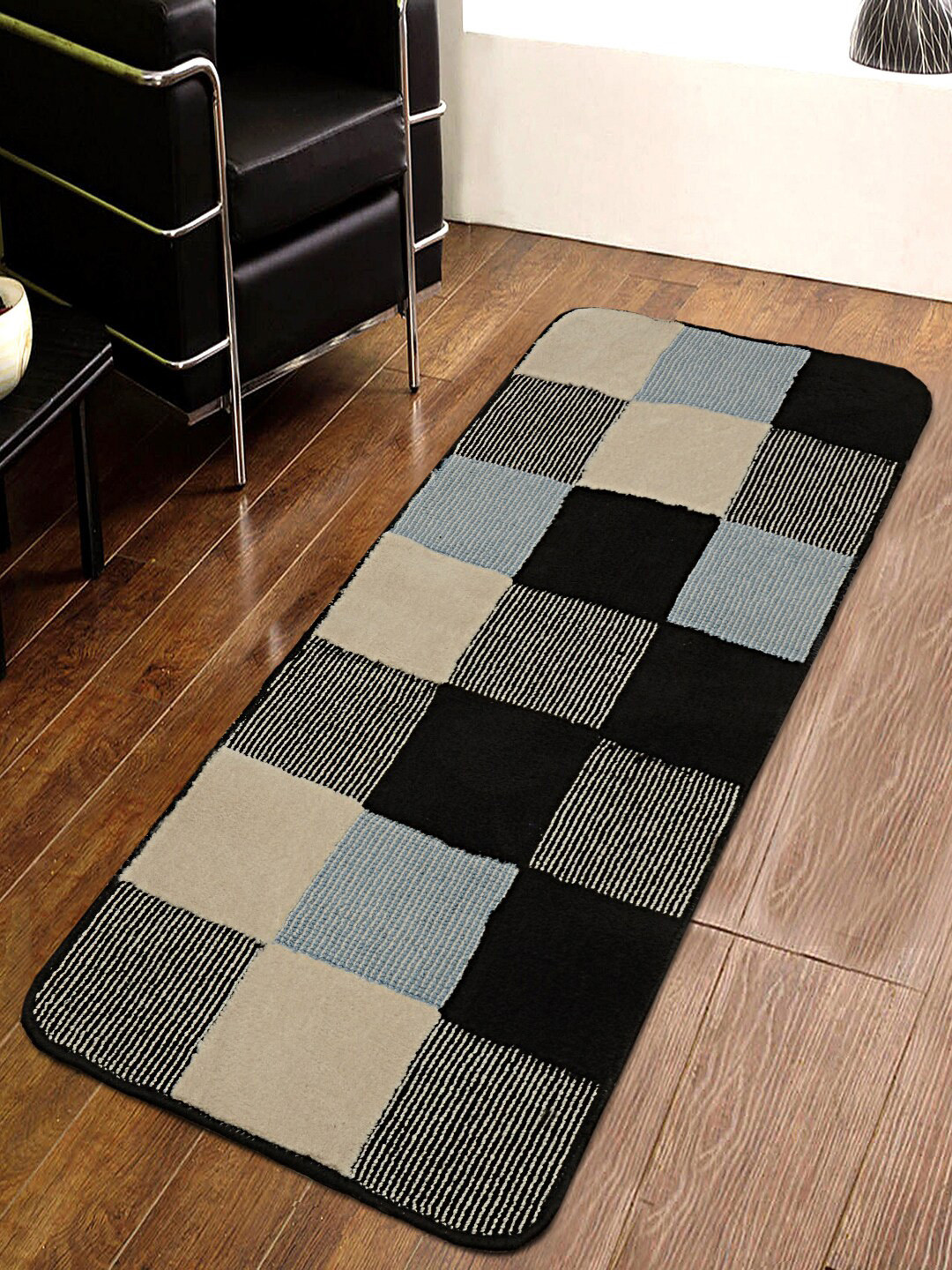 

Saral Home Grey & Beige Geometric Anti-Skid Floor Runner