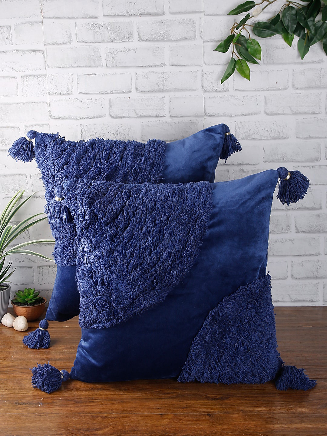 

eyda Set of 2 Blue Textured Square Velvet Sustainable Cushion Covers