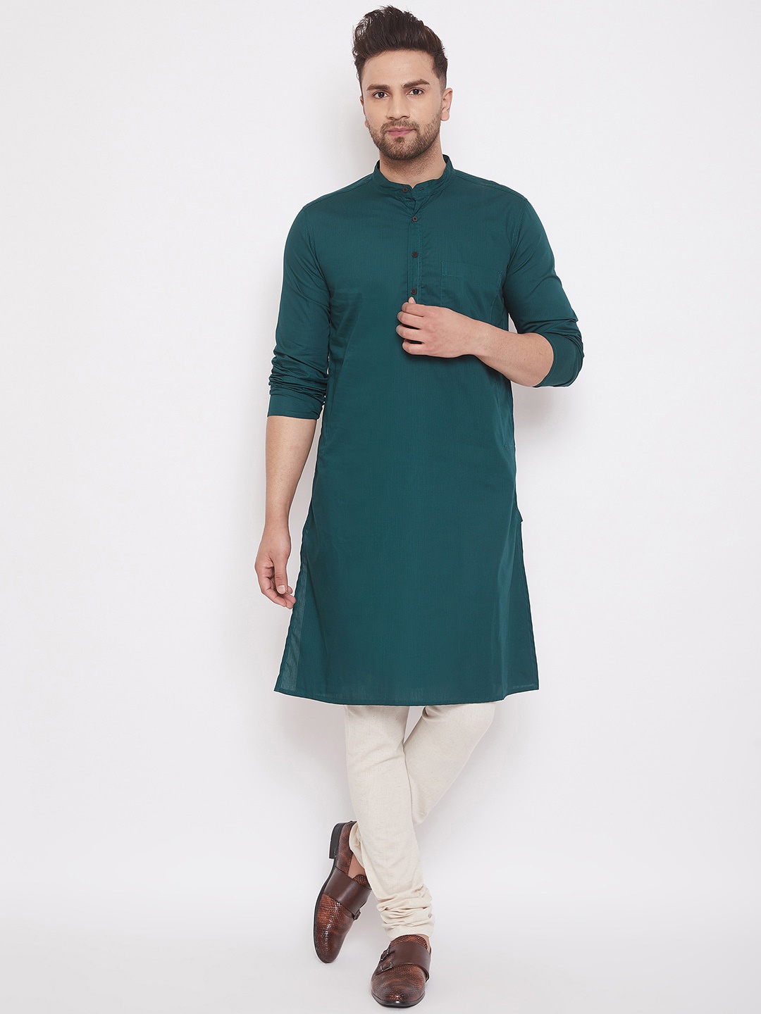 

even Men Green Solid Straight Kurta