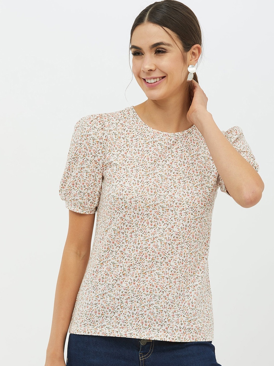 

Harpa Women Off White & Green Floral Printed Puff Sleeves Cotton T-shirt