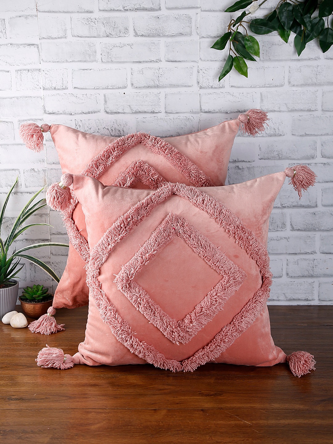 

eyda Set of 2 Peach Coloured Velvet Embellished Square Cushion Cover