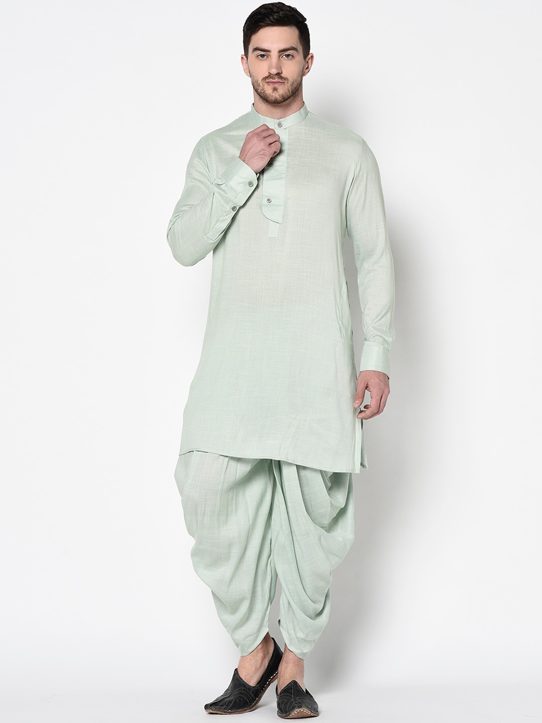 

DEYANN Men Green Solid Kurta with Dhoti Pants