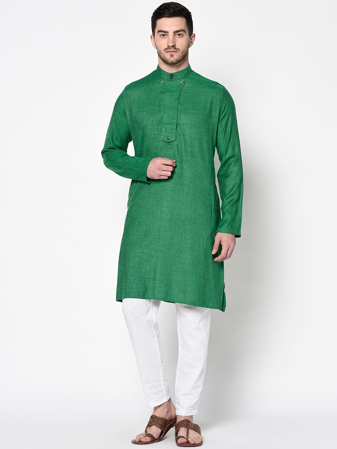 

DEYANN Men Green & White Solid Kurta with Pyjamas