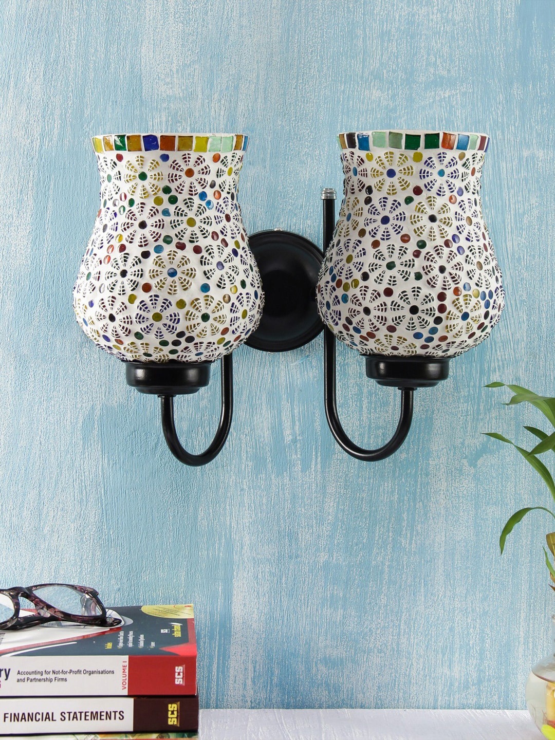 

Devansh White & Gold-Toned Mosaic Traditional Armed Sconce