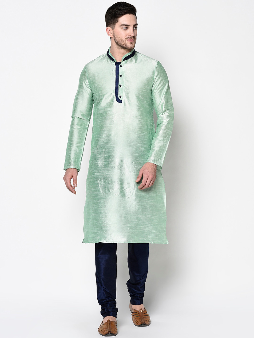 

DEYANN Men Green & Navy Blue Solid Kurta with Churidar