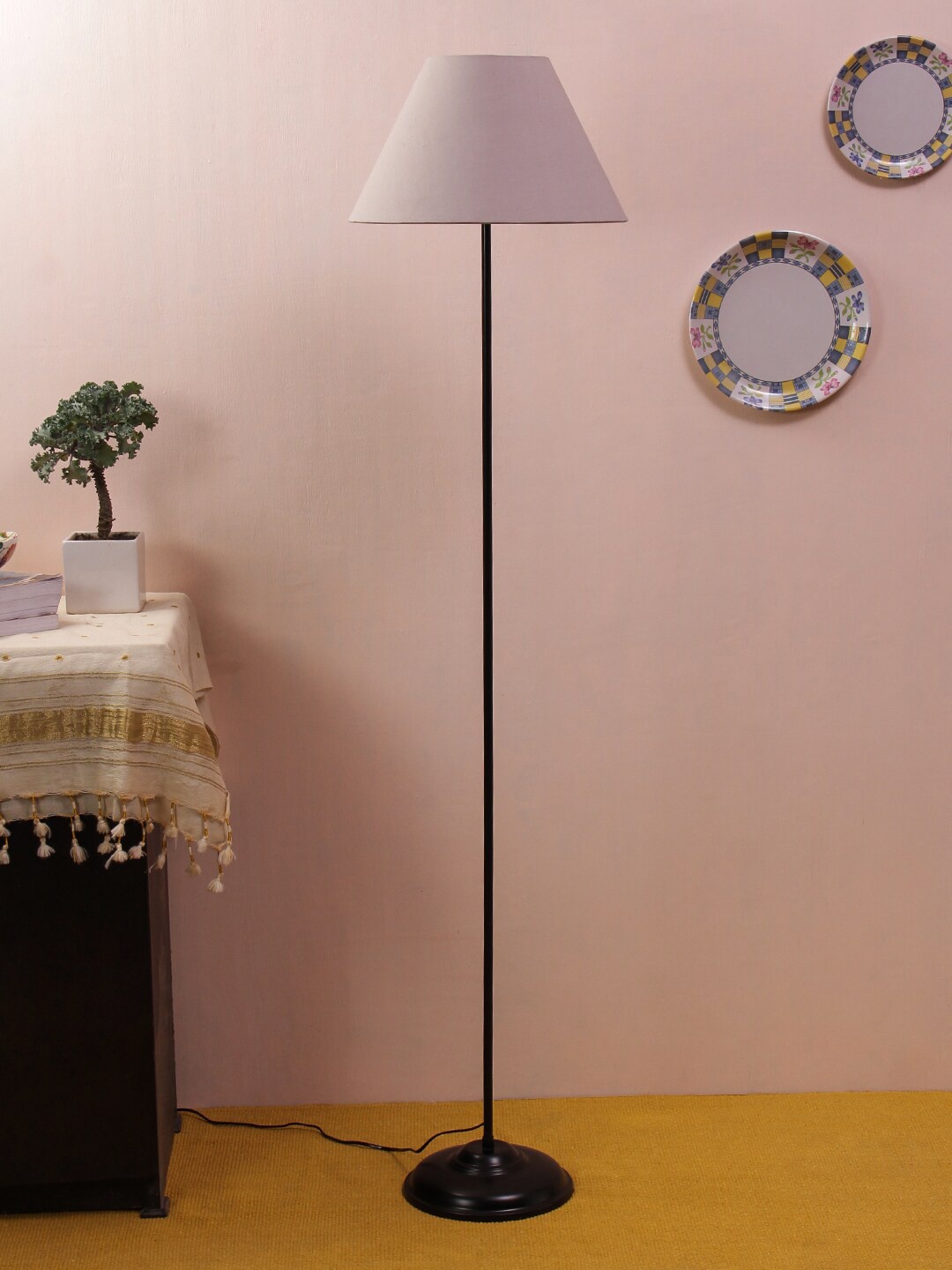 

Devansh Grey Solid Traditional Club Lamp With Shade