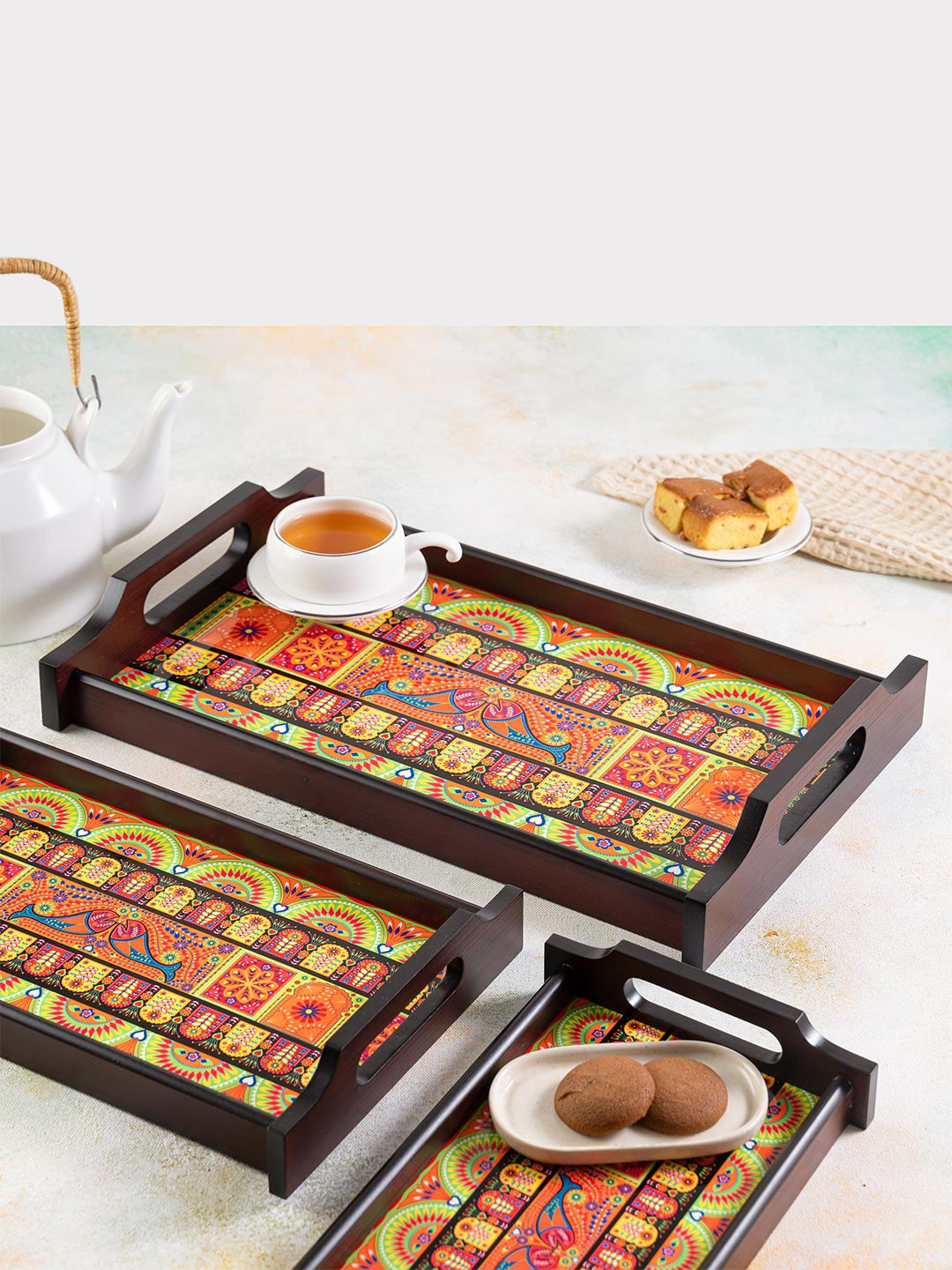 

KOLOROBIA Orange & Green Truck Art Medium Wooden Tray