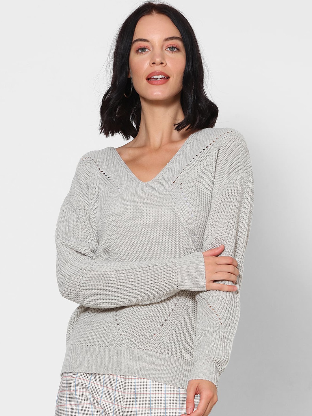 

FOREVER 21 Women Grey Self-Design Pullover Sweater