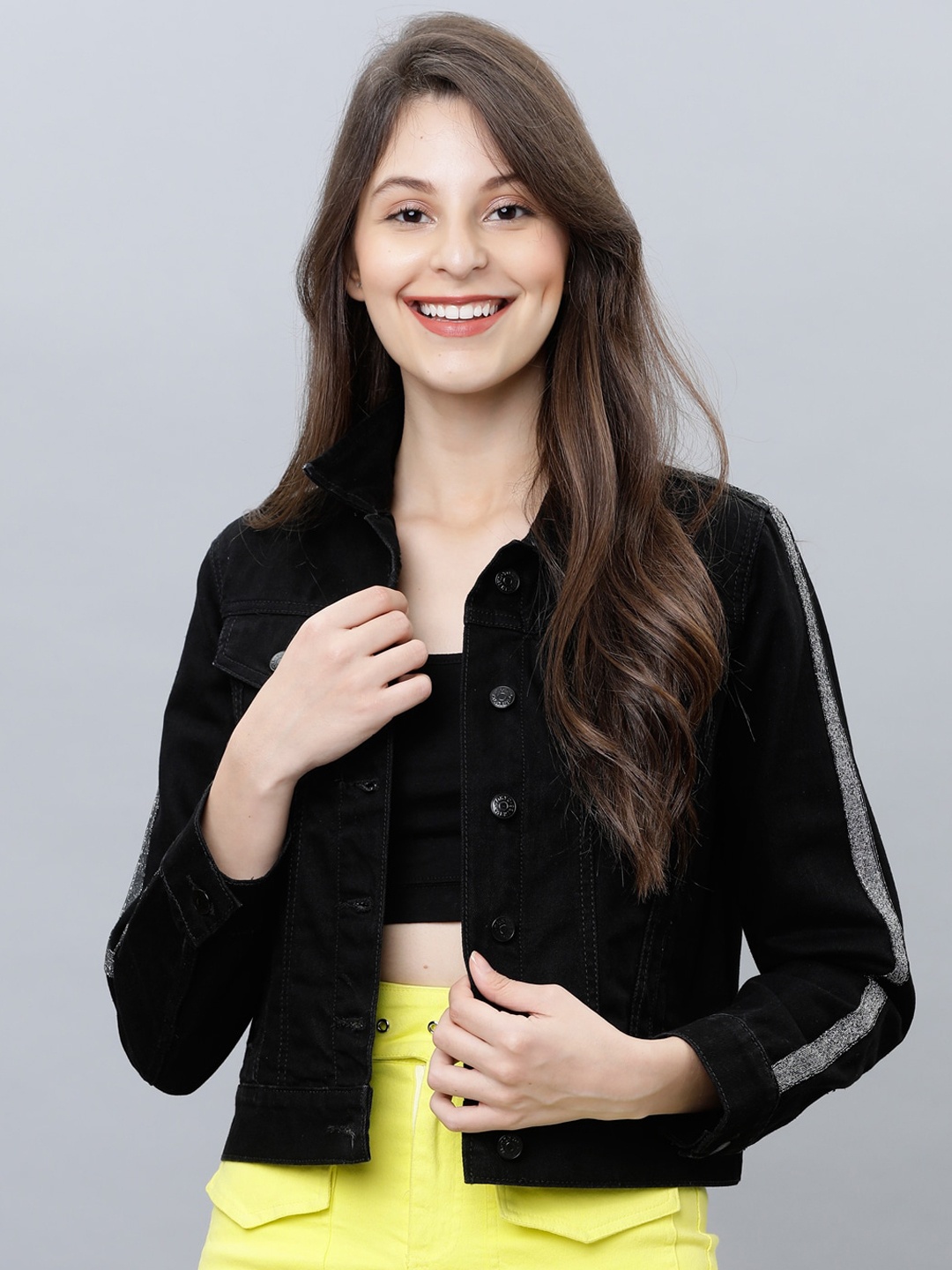 

Tokyo Talkies Women Black Colourblocked Denim Jacket