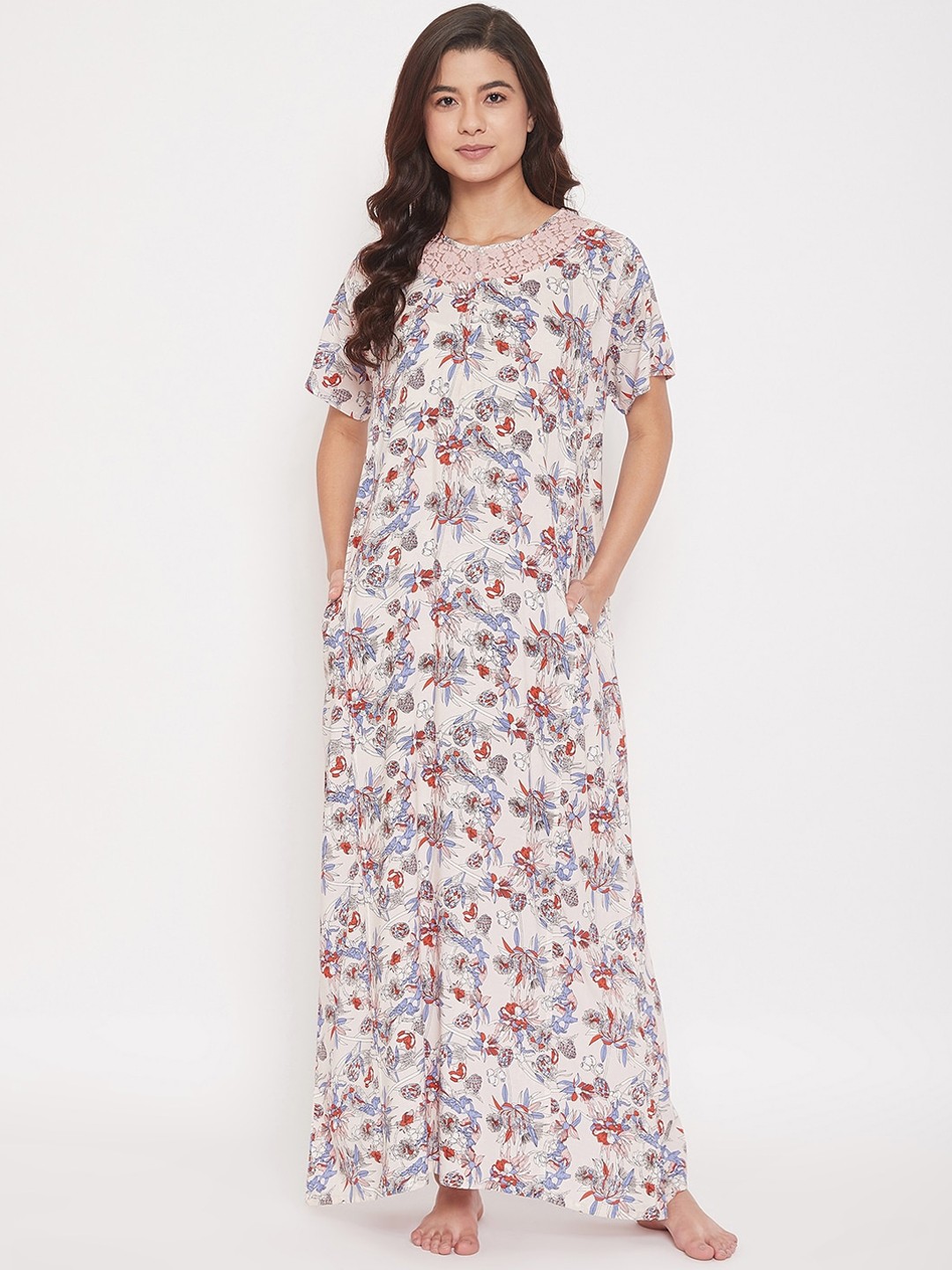

The Kaftan Company Women Grey & Red Printed Nightdress