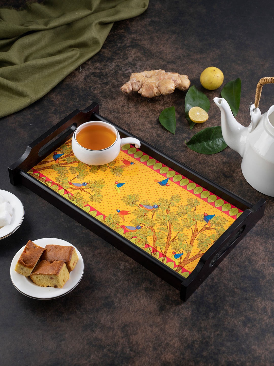 

KOLOROBIA Yellow & Green Gond Art Print Medium Wooden Tray