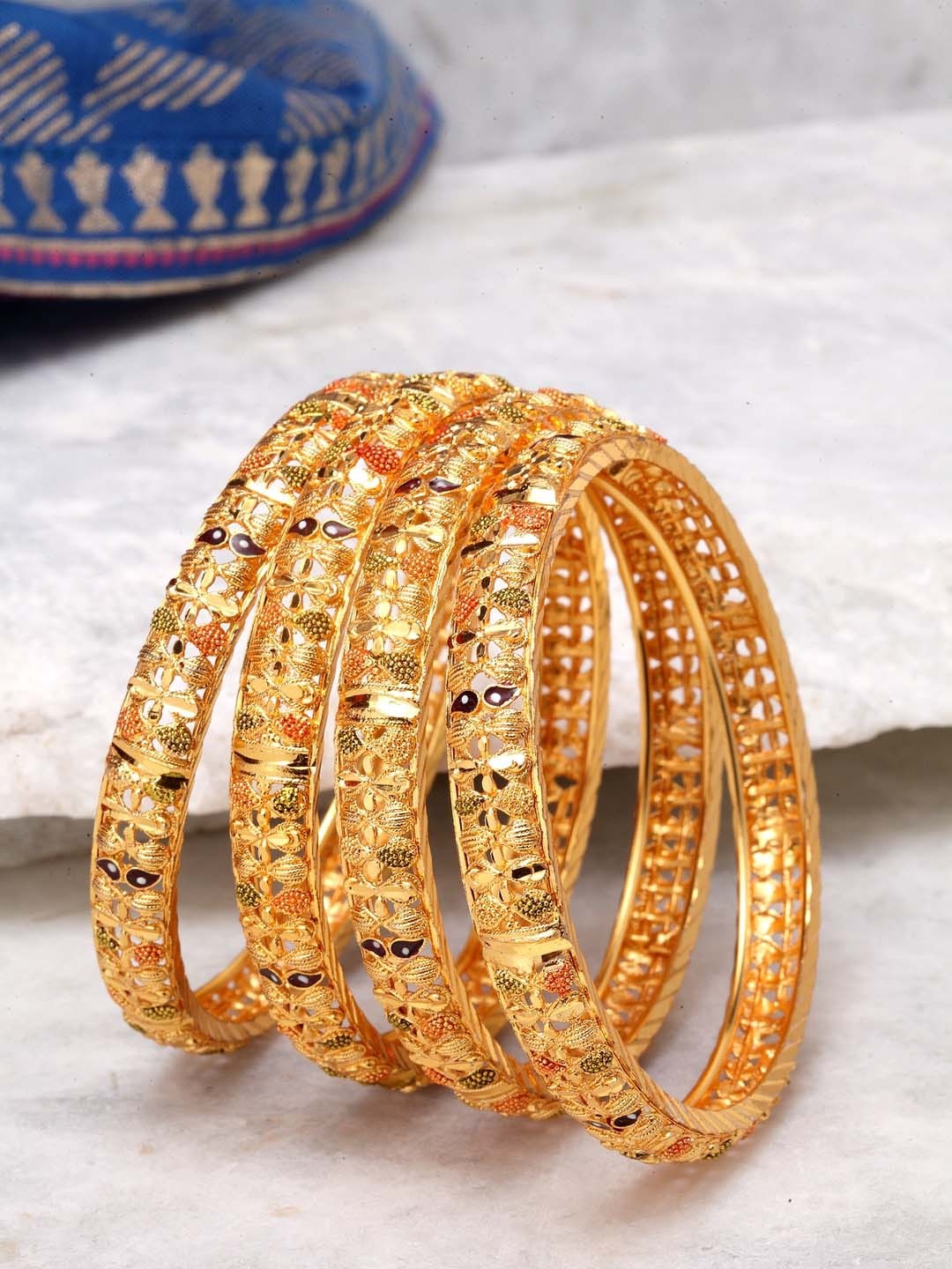 

Shining Diva Set Of 4 Gold-Plated Maroon Meenakari Bangles