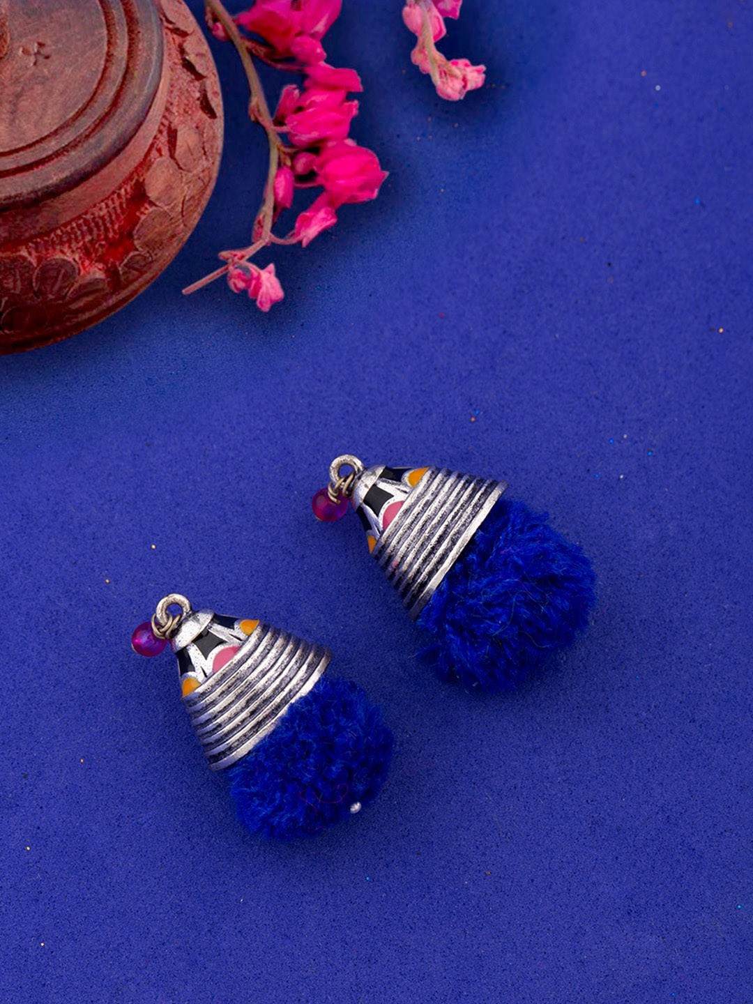 

Voylla Silver-Plated & Blue Geometric Studs