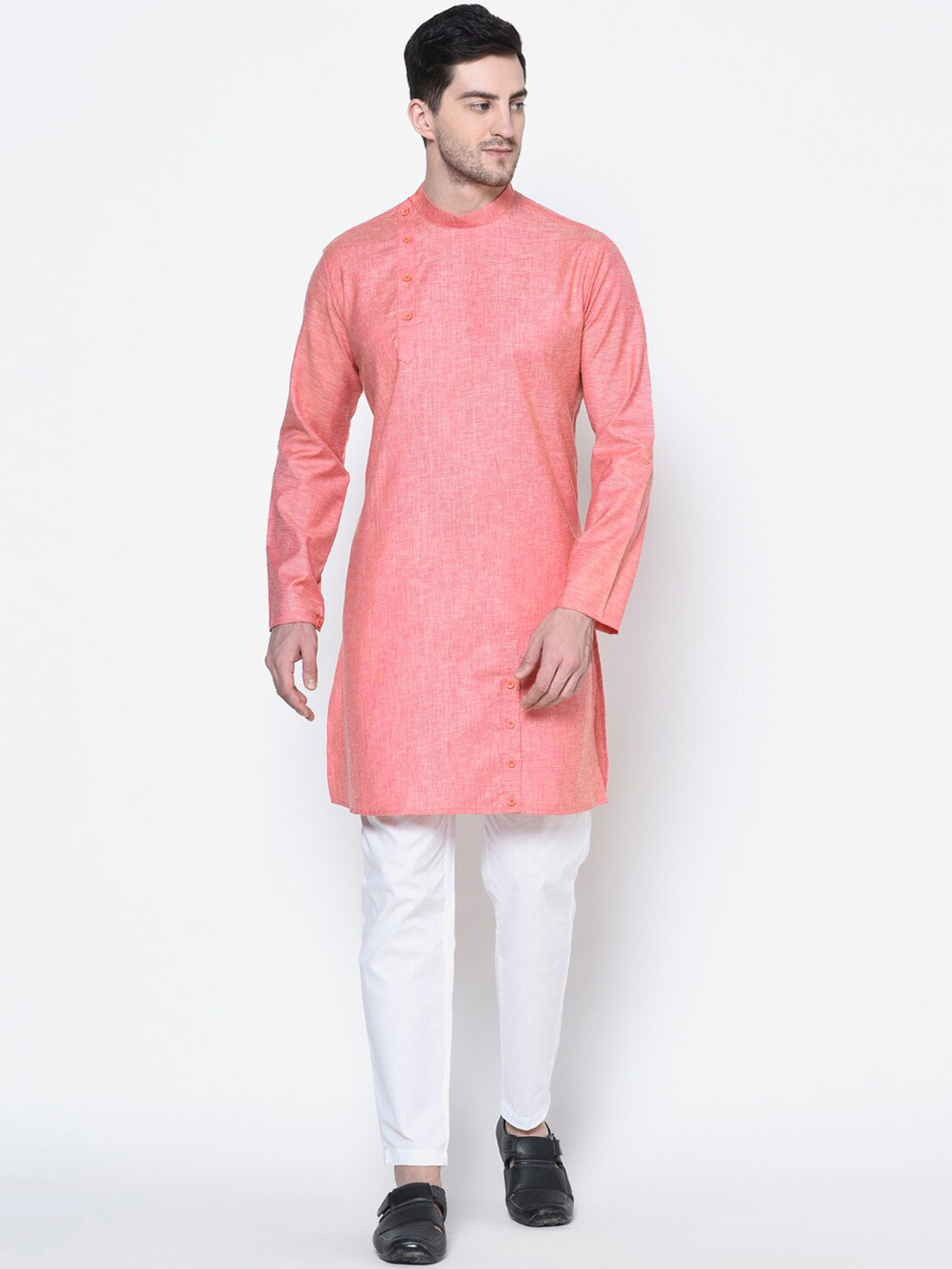

DEYANN Men Pink Solid Straight Kurta