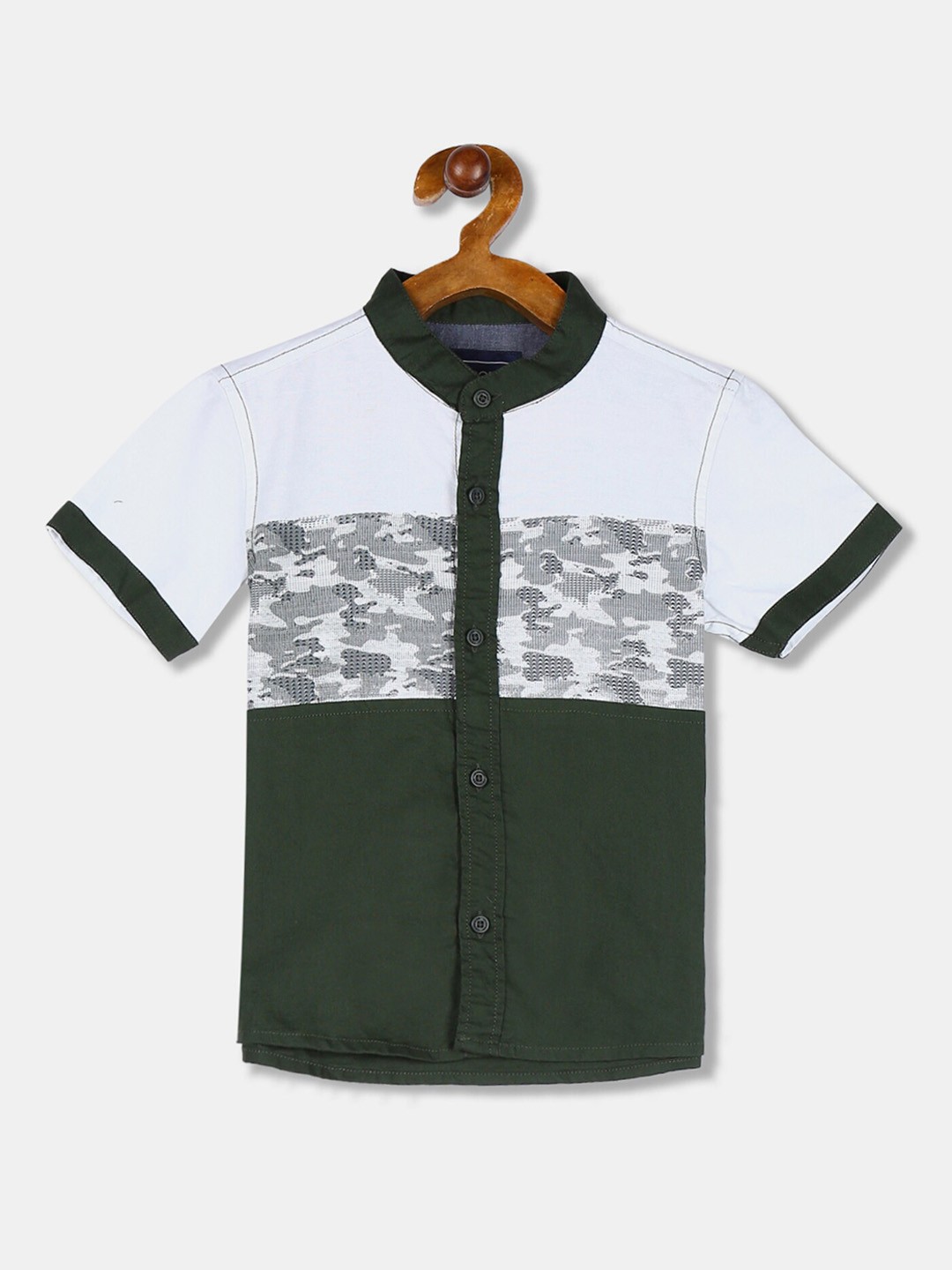 

Cherokee Boys Olive Green & White Regular Fit Colourblocked Casual Shirt
