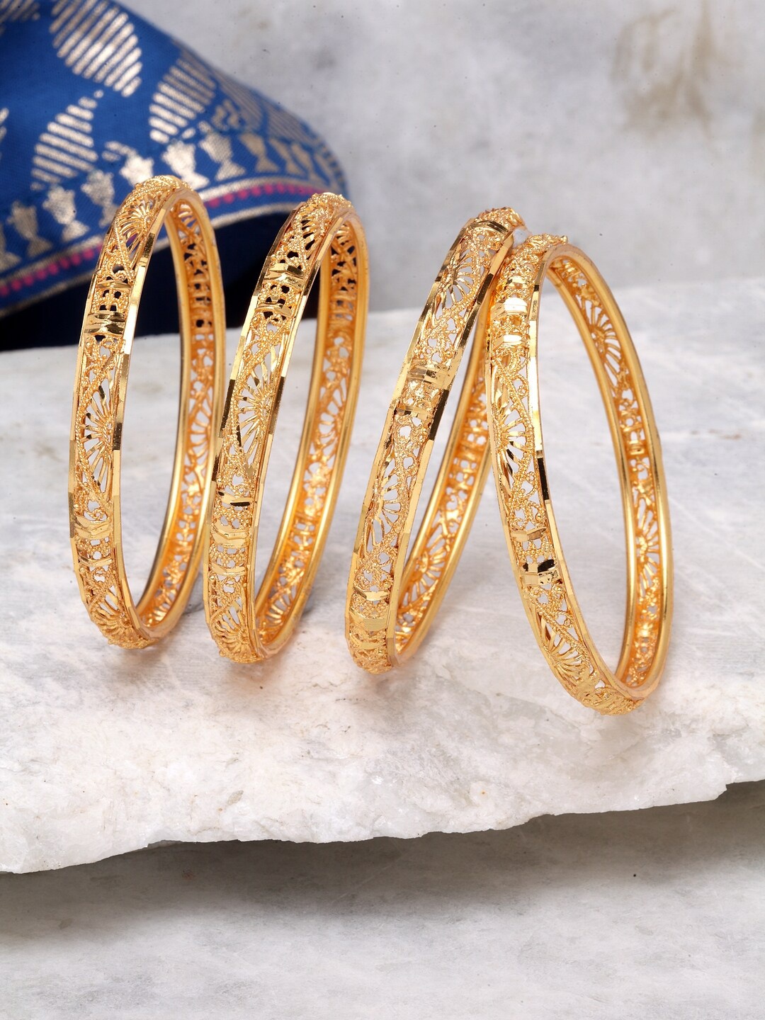 

Shining Diva Set of 4 Gold-Plated Antique Bangles