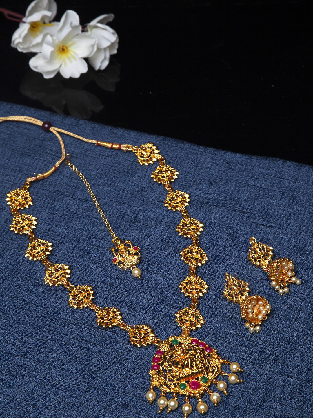 

Shining Diva Gold-Plated Red & Green Stone Studded Pearl Beaded Jewellery set