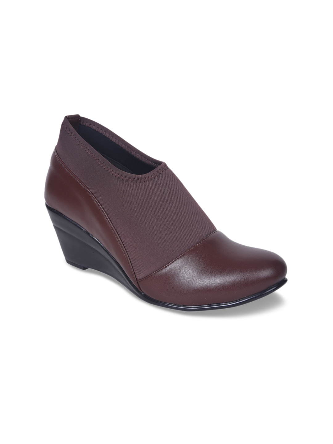 

Ajanta Women Brown Solid Pumps