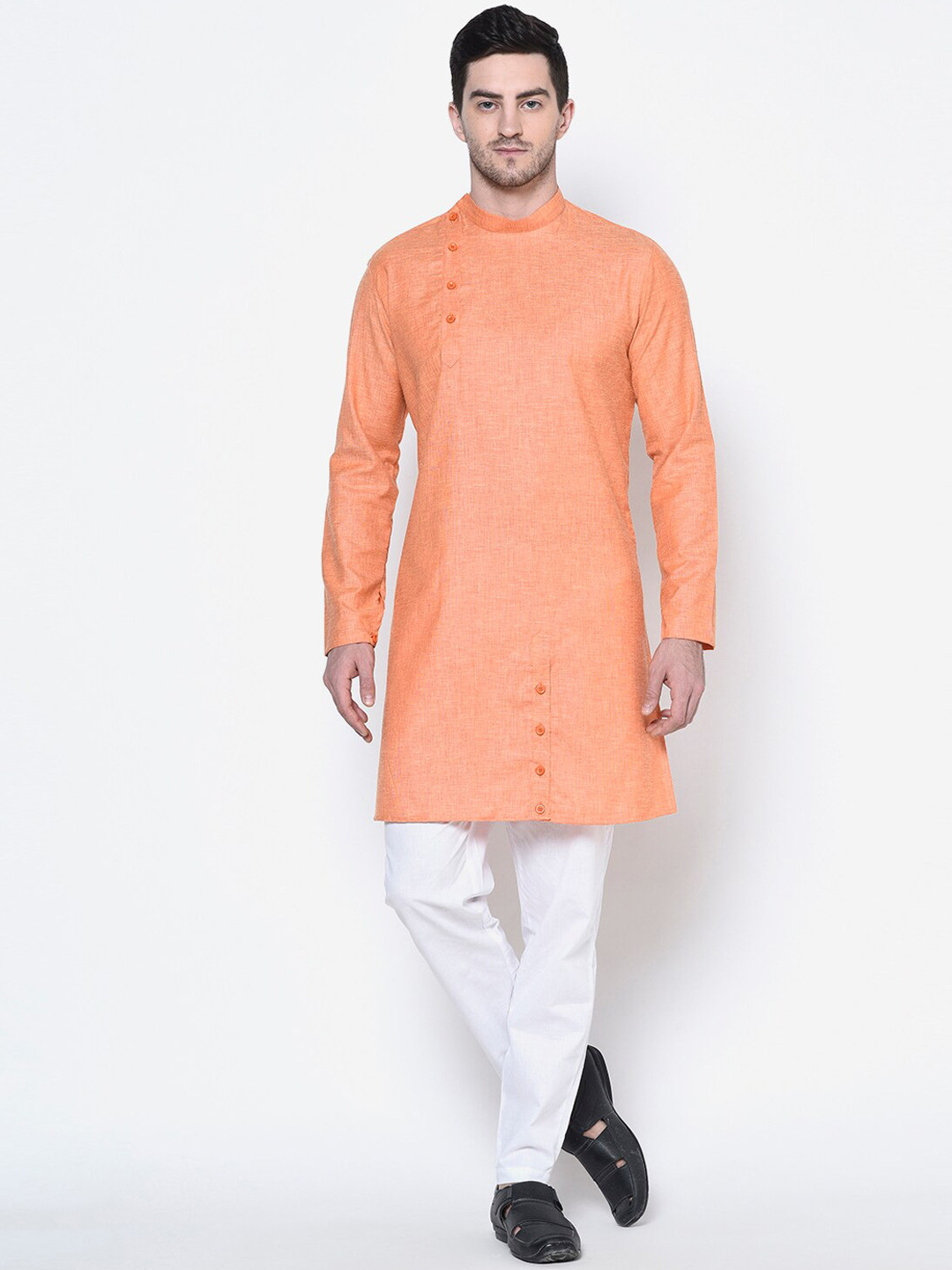 

DEYANN Men Orange Solid Straight Kurta