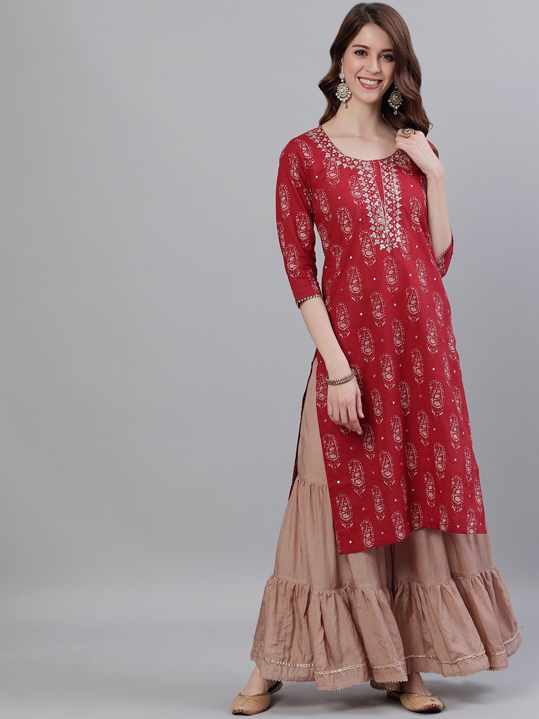 

Ishin Women Red & Beige Printed Straight Kurta