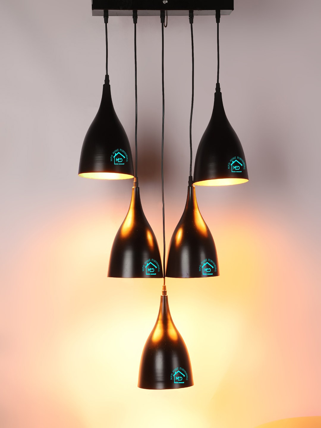MFD HOME FURNISHING Black Solid Cluster Light