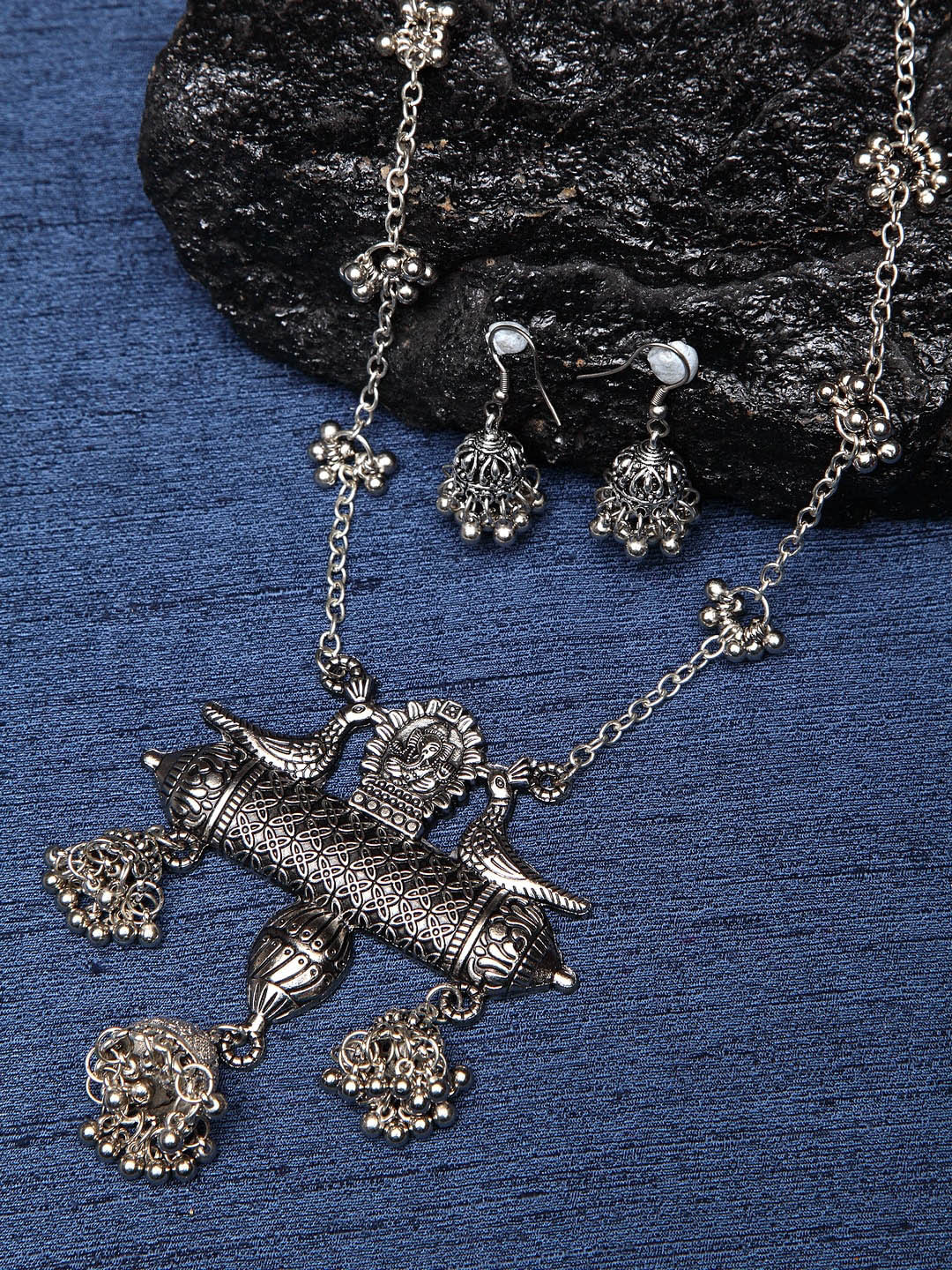 

Shining Diva Oxidised Silver-Toned Jewellery Set
