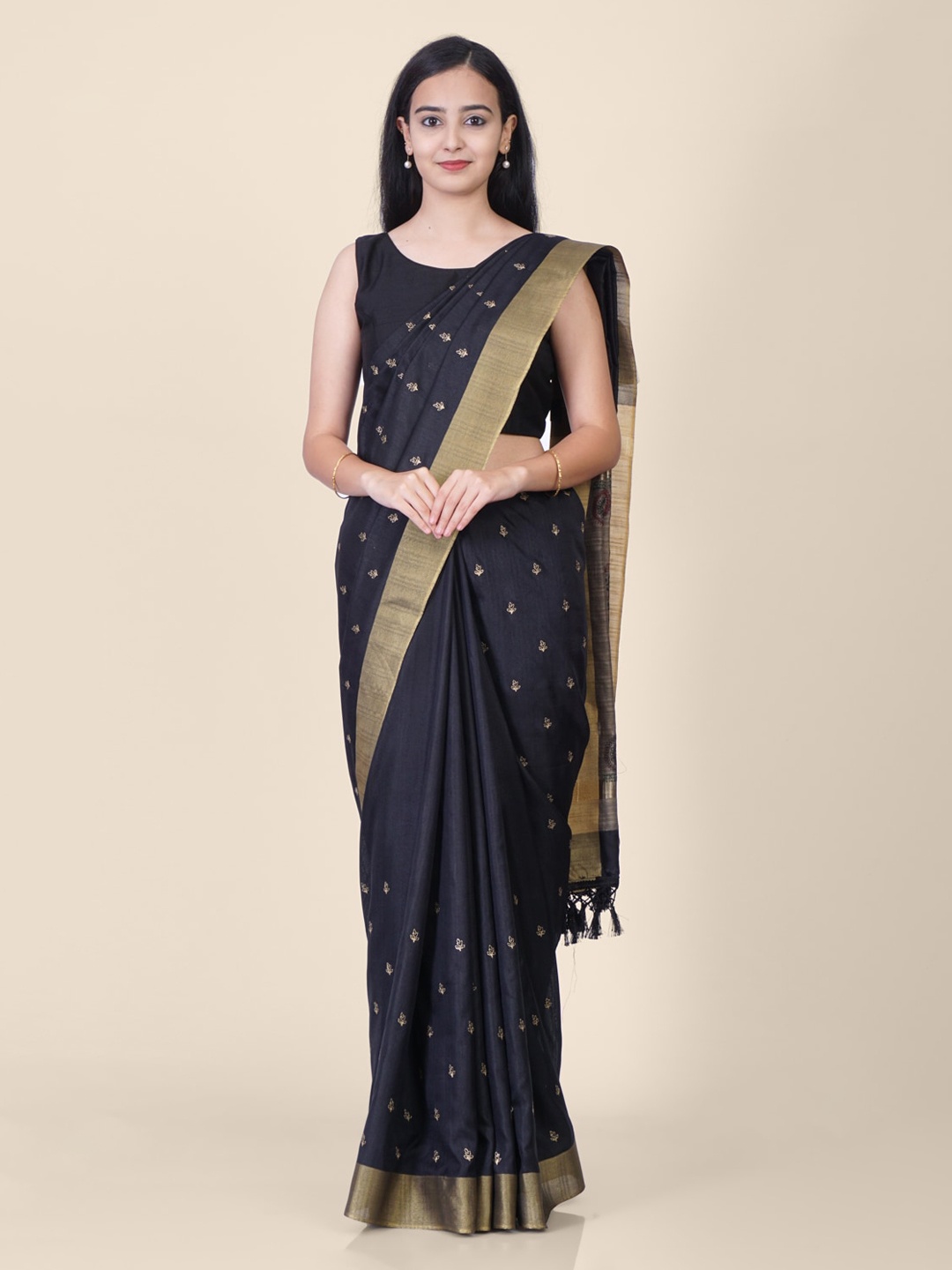

Hastakala Black Pure Linen Embroidered Banarasi Saree