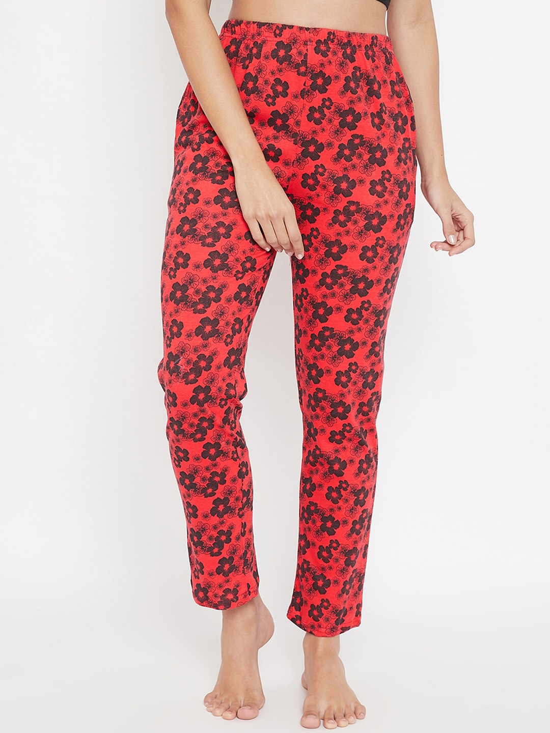 

Clovia Women Red & Black Floral Printed Lounge Pants