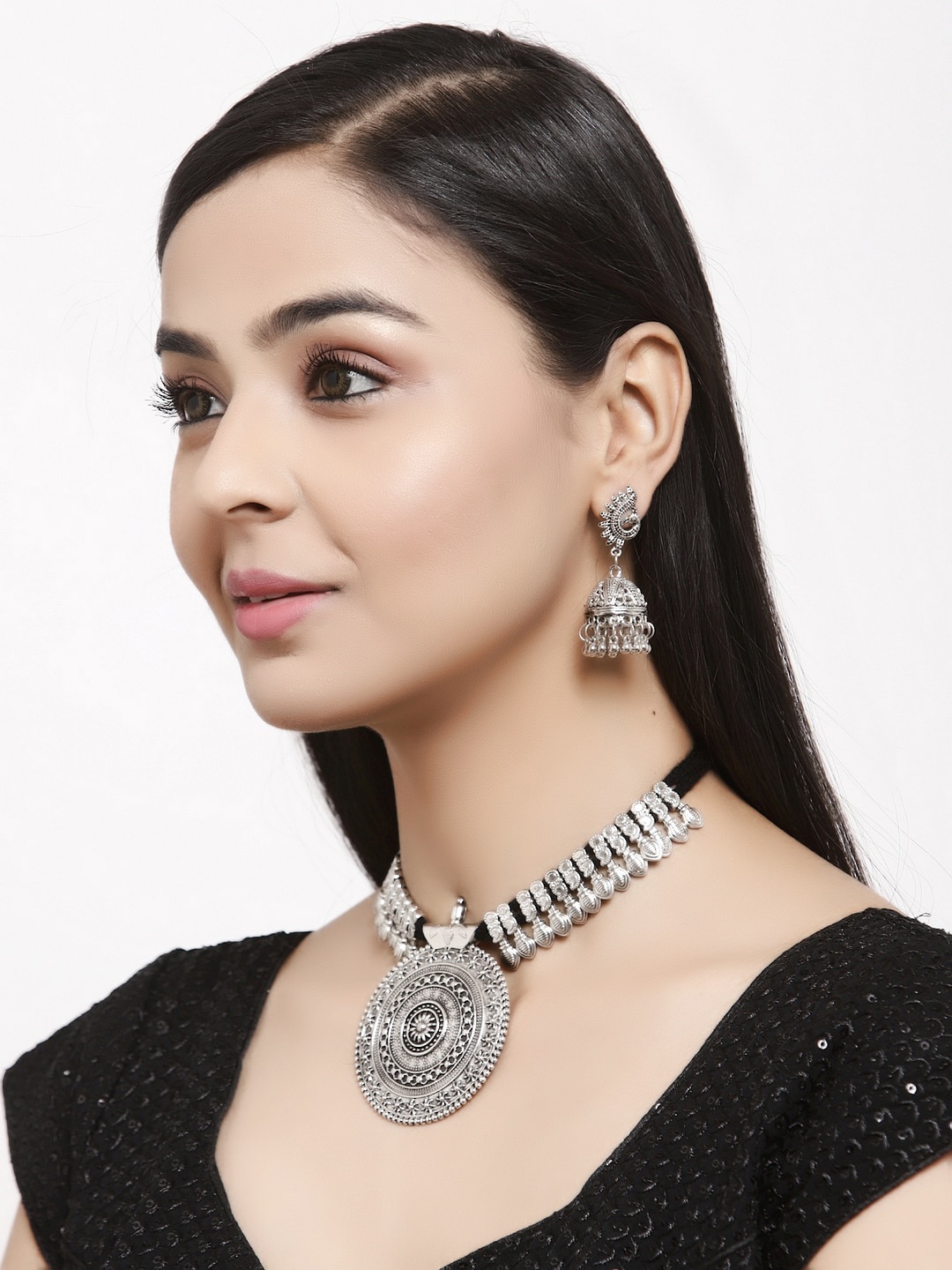 

Shining Diva Oxidised Silver-Toned Jewellery Set