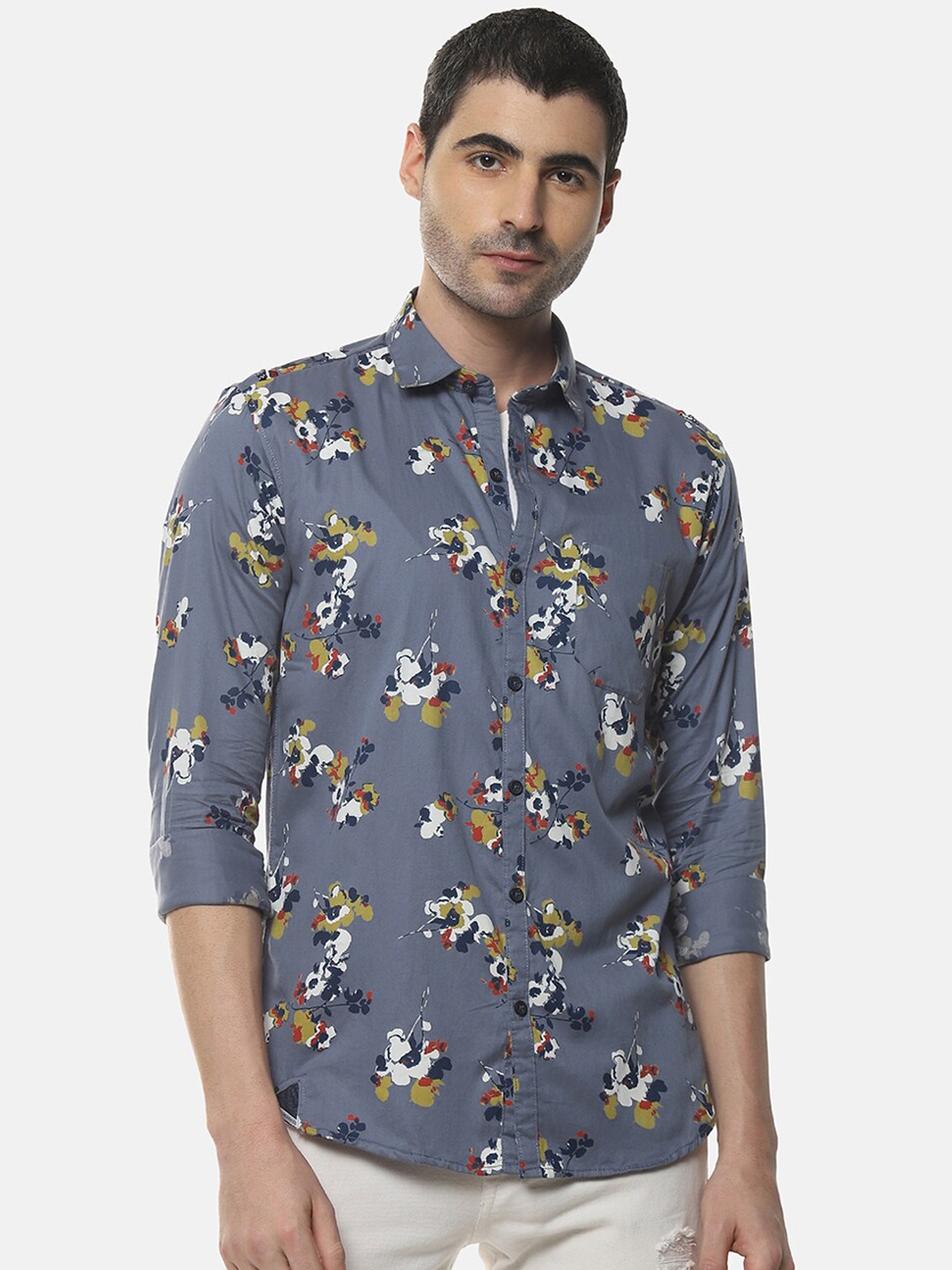 

Campus Sutra Men Grey Floral Printed Casual Shirt