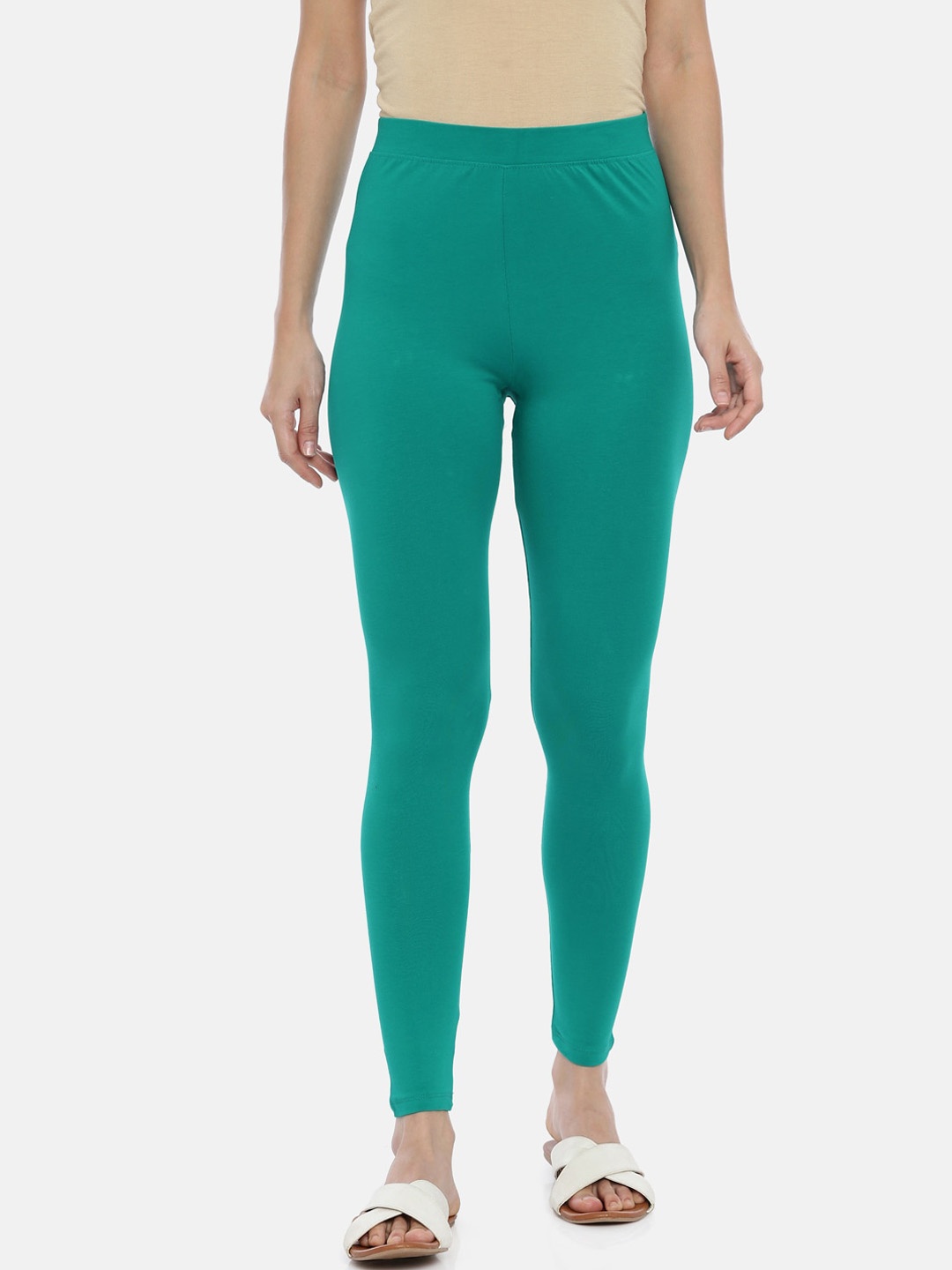 

Huggy Women Sea-Green Solid Ankle-Length Leggings