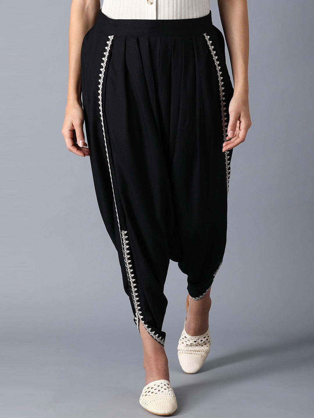 

W Women Black & White Loose Fit Embroidered Dhoti Pants