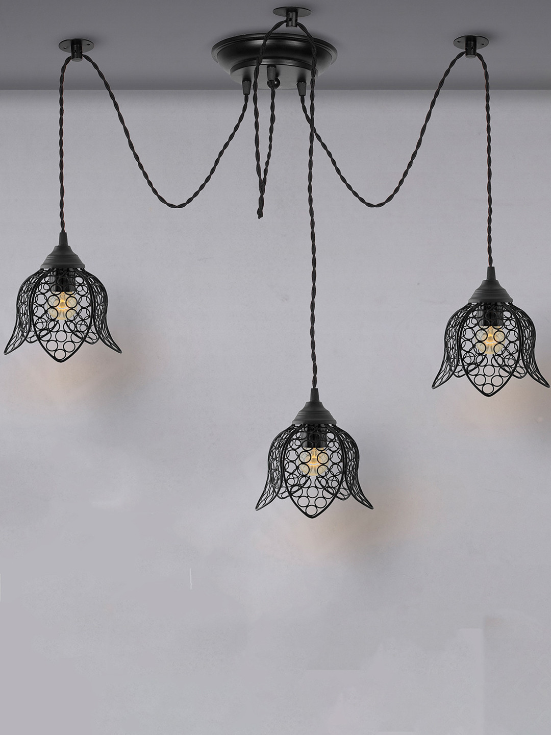 

Homesake Black Textured Contemporary Cluster Hanging Lights
