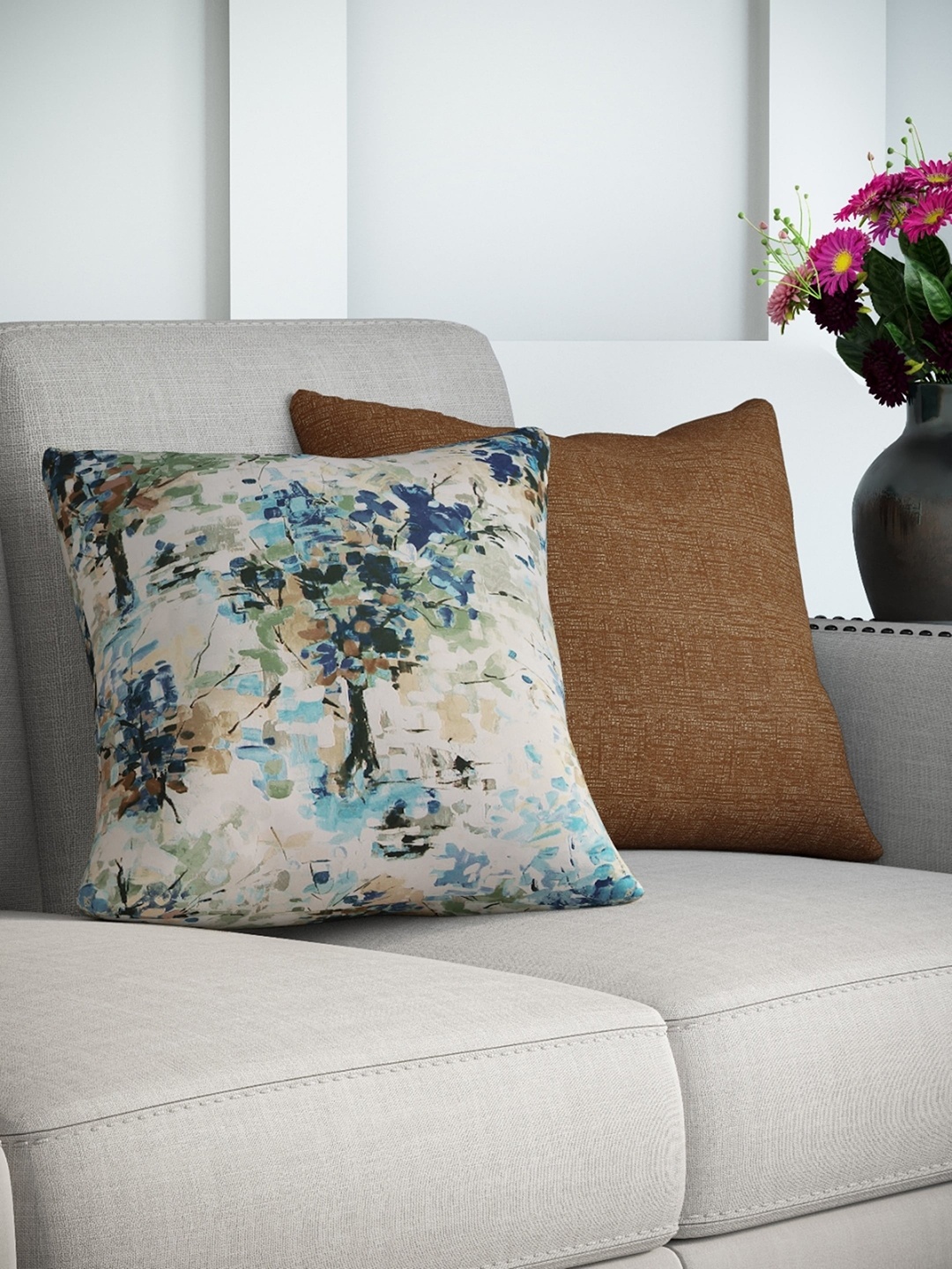 

DDecor Brown & Blue Set of 2 Floral Square Cushion Covers