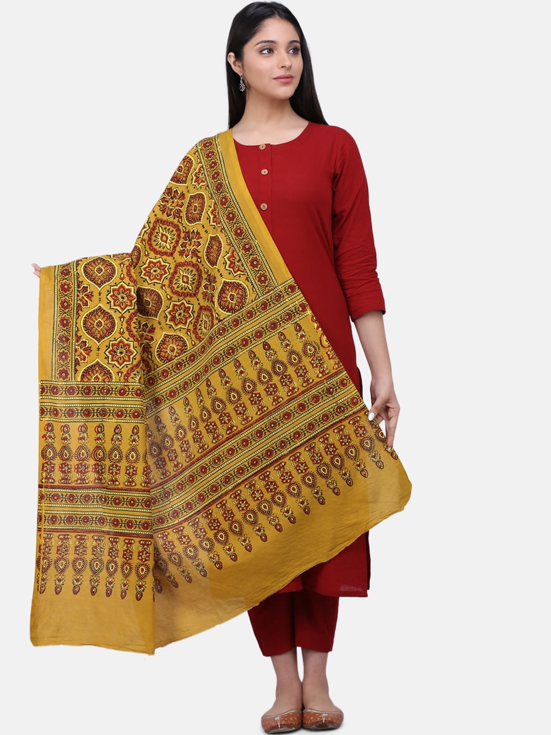 

THE WEAVE TRAVELLER Mustard & Red Printed Dupatta
