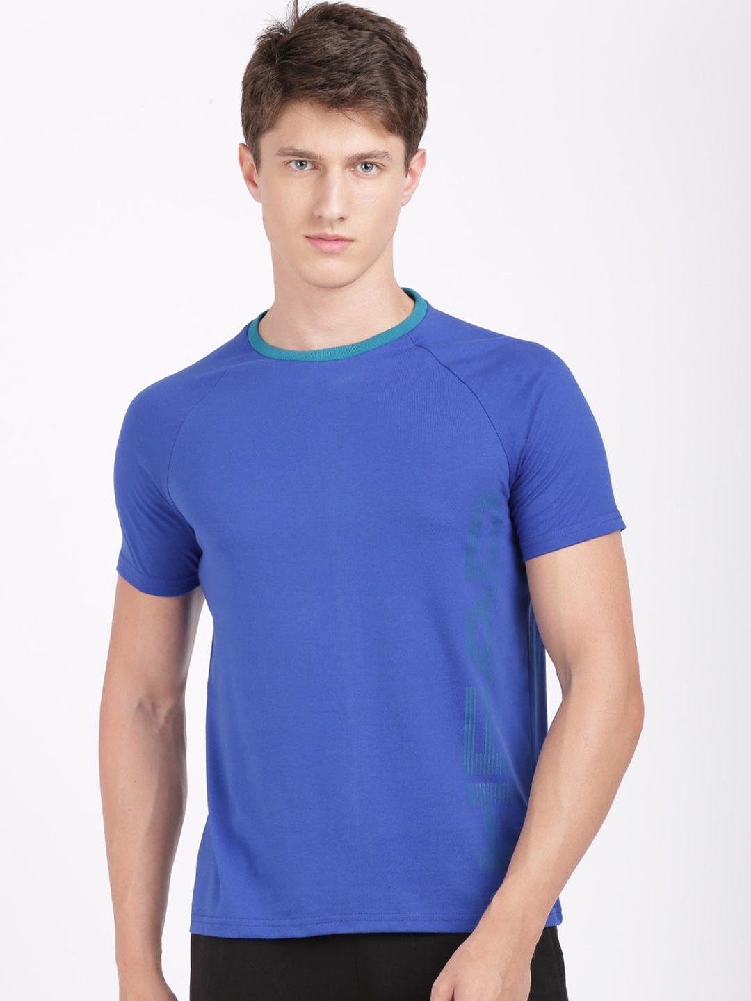 

Head Men Blue Solid Round Neck T-shirt
