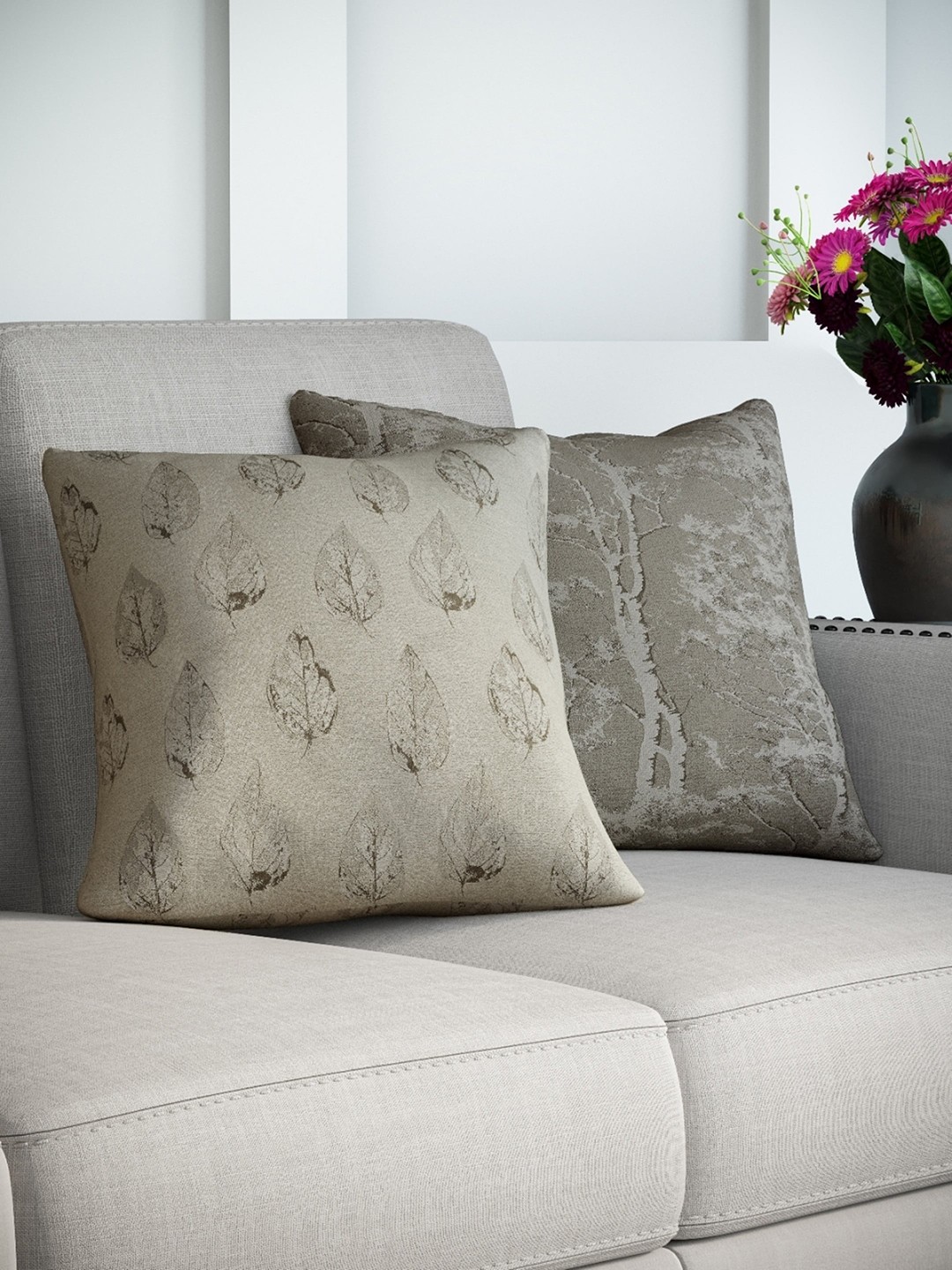 

DDecor Beige Set of 2 Floral Square Cushion Covers