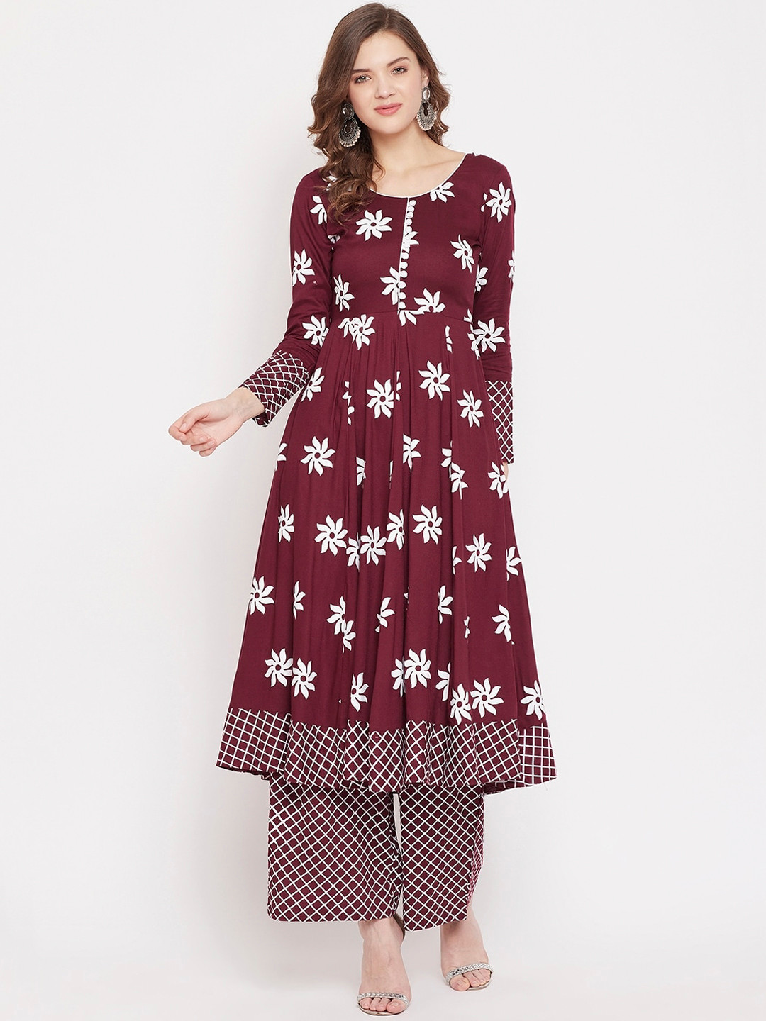 

PANIT Women Maroon Printed Kurta with Palazzos