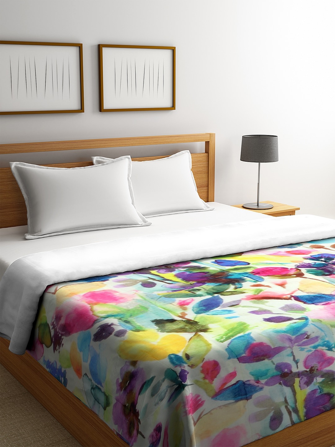 

REME White & Blue Floral AC Room 150 GSM Organic Cotton Double Bed Quilt