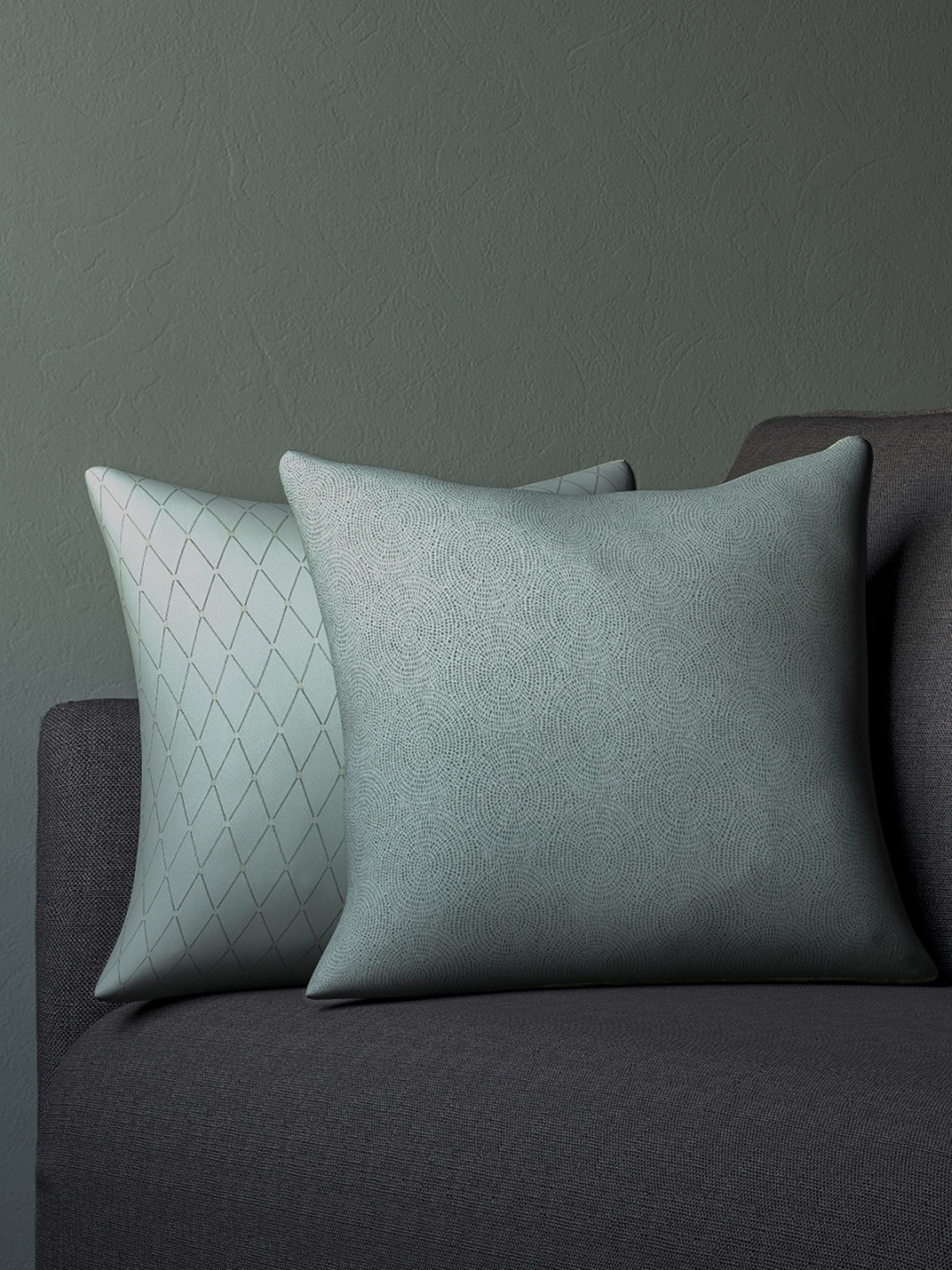

DDecor Grey Set of 2 Geometric Square Cushion Covers