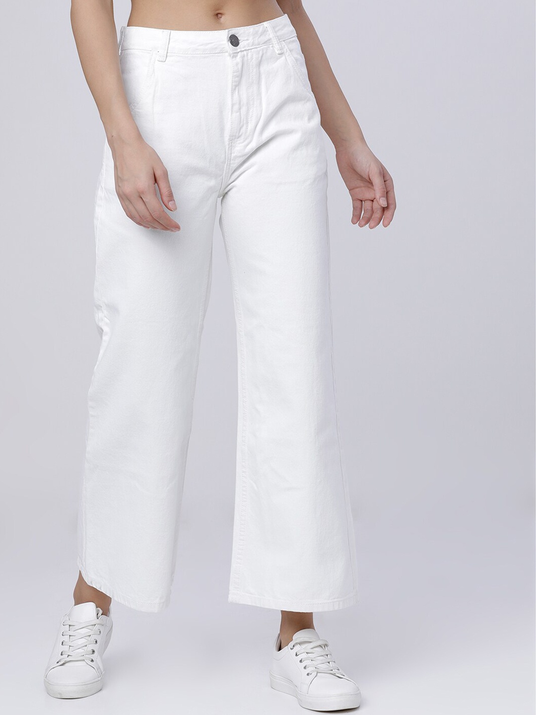 

Tokyo Talkies Women White Flared Mid-Rise Clean Look Jeans