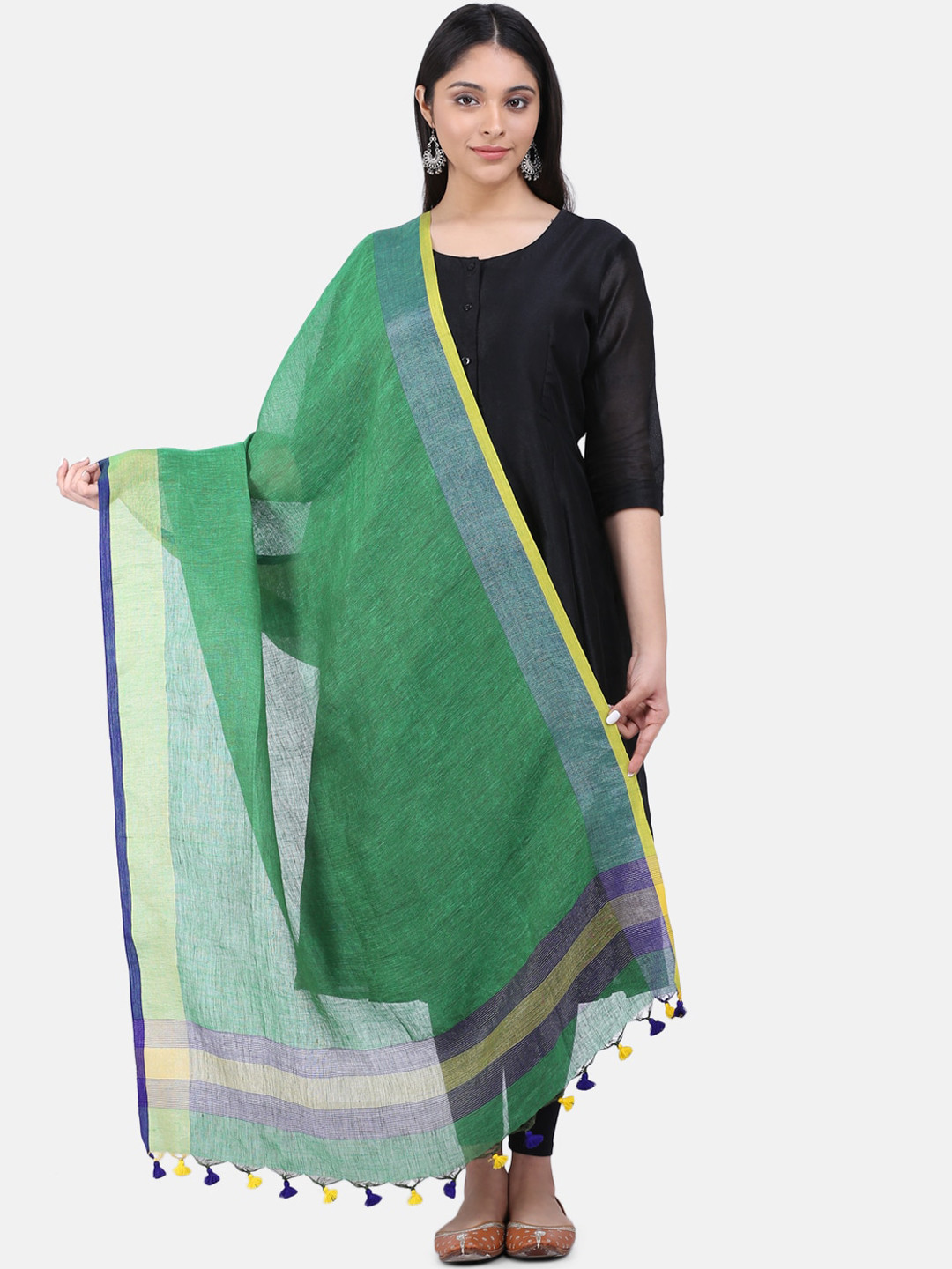 

THE WEAVE TRAVELLER Green Solid Dupatta