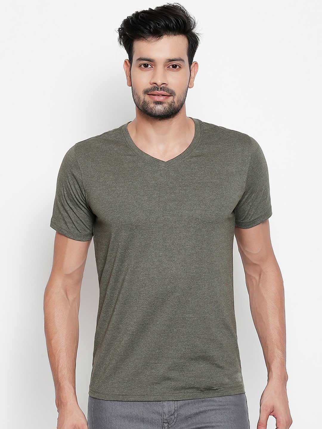 

BYFORD by Pantaloons Men Olive Green Solid V-Neck T-shirt