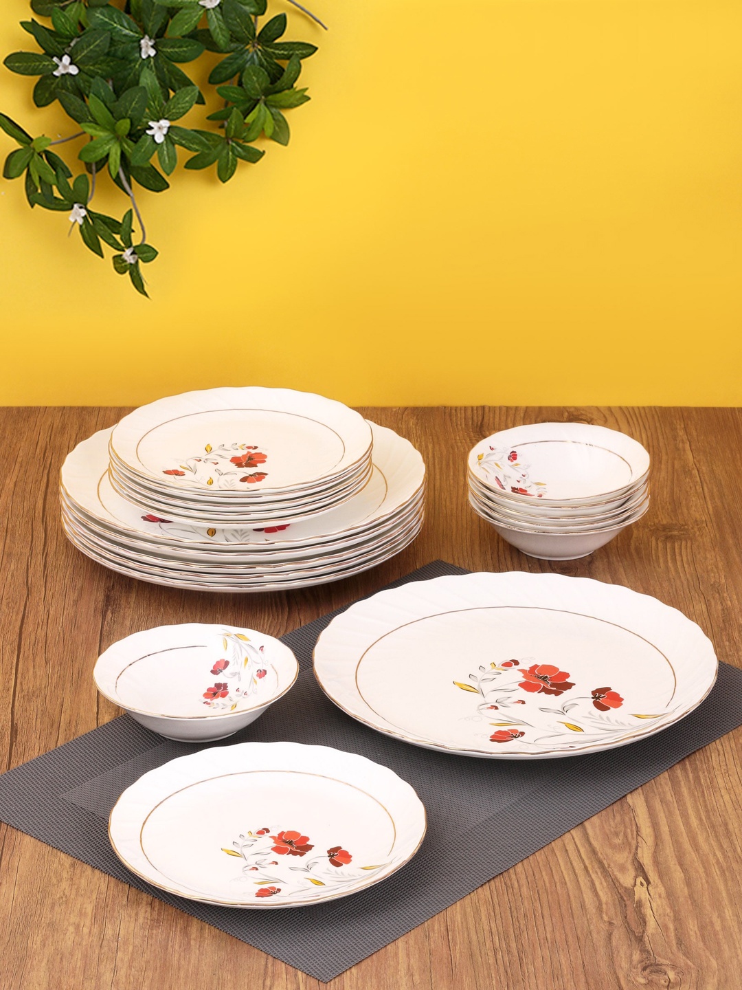 CLAY CRAFT White & Red 18 Pieces Ceramic Dinner Set